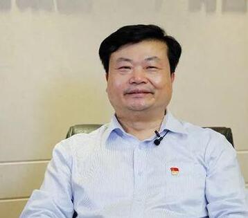 廣藥集團(tuán)董事長(zhǎng)李楚源：讓中藥時(shí)尚化，讓時(shí)尚中藥化